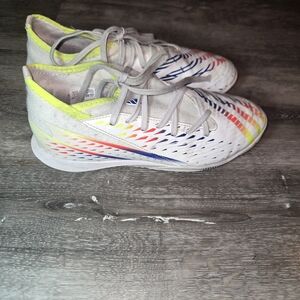 Adidas Yout Predator Edge.3 Indoor Soccer Shoes GV8517 White Solar Yellow Sz 4.5